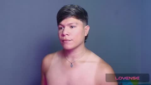 Alejandro G online show from 10.25.25