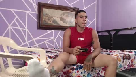 Snapshot of alejandrocock23 chatting on 11.03.25 alejandrocock online show from 11.03.25