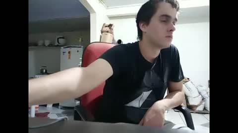 Snapshot of alejandroeema chatting on 12.14.25 alejandroeema online show from 12.14.25
