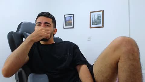 Snapshot of alejandroo_7 chatting on 12.24.24 alejandroo_7 online show from 12.24.24