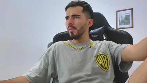 Snapshot of alejandroo_7 chatting on 01.08.25 alejandroo_7 online show from 01.08.25