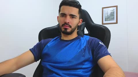 Snapshot of alejandroo_7 chatting on 01.17.25 alejandroo_7 online show from 01.17.25