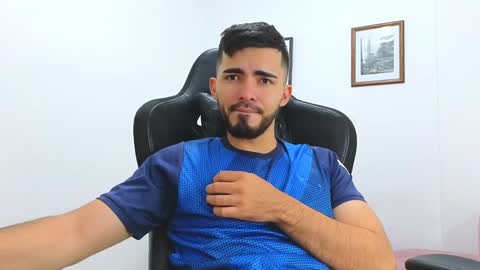 Snapshot of alejandroo_7 chatting on 01.24.25 alejandroo_7 online show from 01.24.25