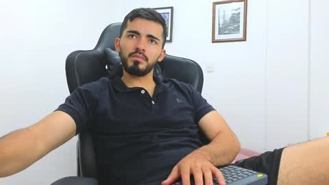 Snapshot of alejandroo_7 chatting on 02.05.25 alejandroo_7 online show from 02.05.25