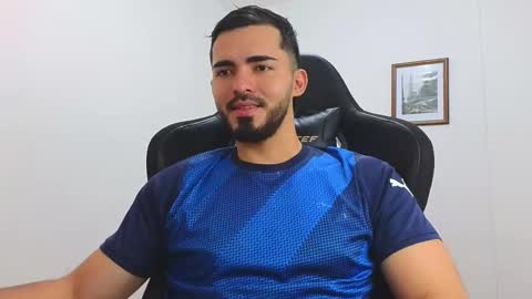 Snapshot of alejandroo_7 chatting on 02.16.25 alejandroo_7 online show from 02.16.25