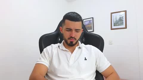 Snapshot of alejandroo_7 chatting on 03.03.25 alejandroo_7 online show from 03.03.25