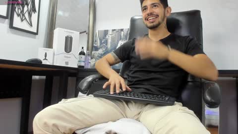 Alejo  online show from 01.10.25