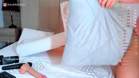 Snapshot of alejarosse chatting on 02.21.25 alejandra independent models online show from 02.21.25
