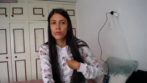 Snapshot of alejaxxxhot chatting on 10.10.25 alejaxxxhot online show from 10.10.25