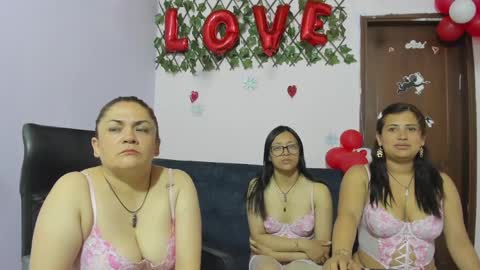 Snapshot of alejita_smithh chatting on 02.17.25 zoe and Kataleya online show from 02.17.25