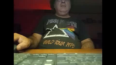 alejito16 online show from 10.19.25