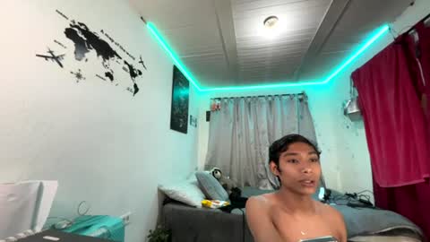 Snapshot of alejo_cute chatting on 06.28.26 alejo_cute online show from 06.28.26