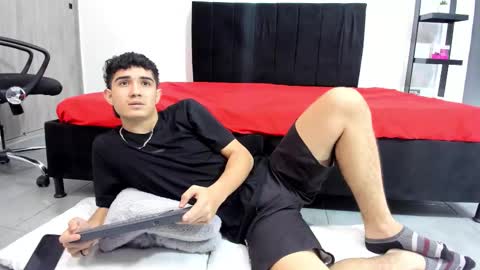 alejo_gray1 online show from 02.15.26