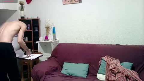 Snapshot of alejo_porn chatting on 09.09.25 alejo_porn online show from 09.09.25