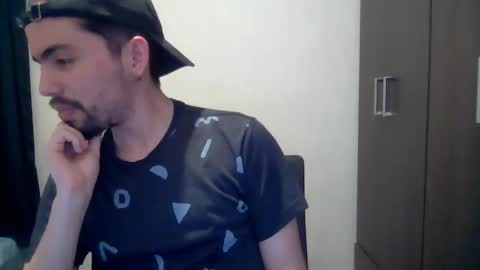 Snapshot of alejo_shy chatting on 12.17.24 alejo_shy online show from 12.17.24