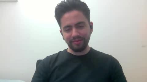 Snapshot of alejo_shy chatting on 10.06.25 alejo_shy online show from 10.06.25