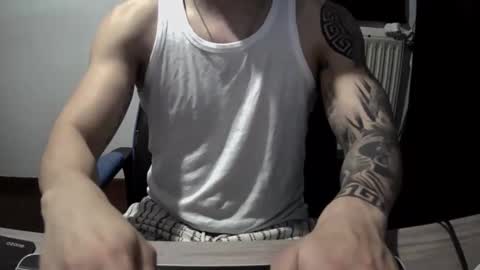 Snapshot of alejoduarte16 chatting on 04.04.26 alejoduarte16 online show from 04.04.26