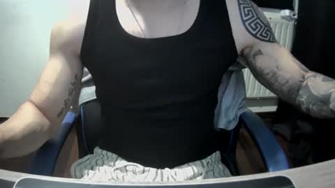 Snapshot of alejoduarte16 chatting on 06.14.26 alejoduarte16 online show from 06.14.26