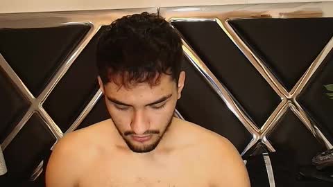 Snapshot of alekruizx chatting on 09.29.25 Alek online show from 09.29.25