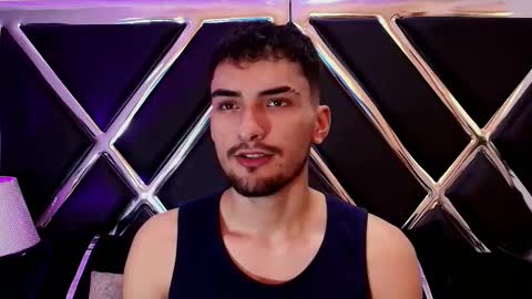 Snapshot of alekruizx chatting on 10.06.25 Alek online show from 10.06.25