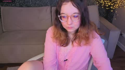 Snapshot of aleks_caste chatting on 04.28.26 Aleks online show from 04.28.26