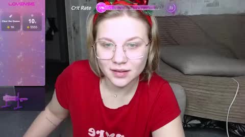 Snapshot of aleksaflirt chatting on 12.25.24 Aleksa online show from 12.25.24