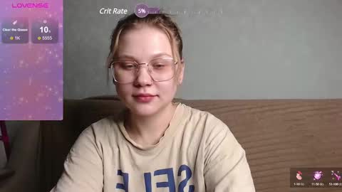 Snapshot of aleksaflirt chatting on 02.02.25 Aleksa online show from 02.02.25