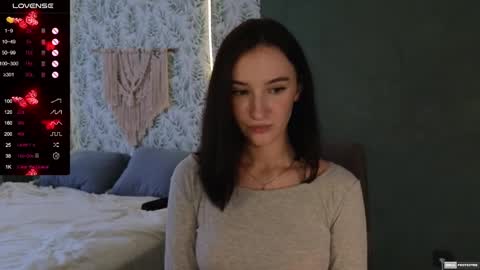 Snapshot of alena_navi chatting on 02.07.25 Alena online show from 02.07.25