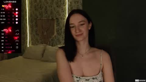 Snapshot of alena_navi chatting on 02.23.25 Alena online show from 02.23.25