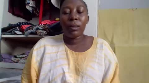 Noreen Kennth and Emilly online show from 10.22.25