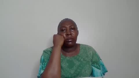 Noreen Kennth and Emilly online show from 11.29.25