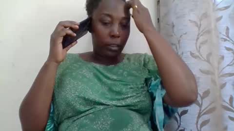Snapshot of alesha_ chatting on 05.04.26 Noreen Kennth and Emilly online show from 05.04.26