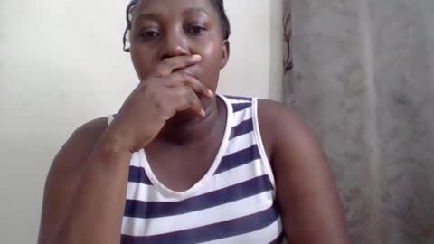 Snapshot of alesha_ chatting on 05.18.26 Noreen Kennth and Emilly online show from 05.18.26