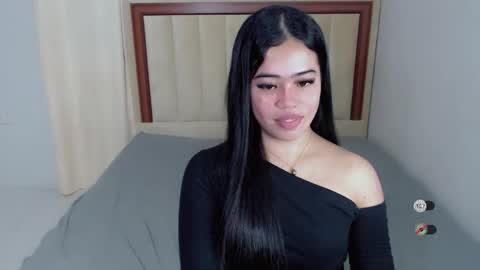 Snapshot of alesha_vibe_me chatting on 10.24.25 alesha_vibe_me online show from 10.24.25