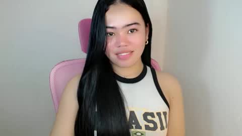 Snapshot of alesha_vibe_me chatting on 05.06.26 alesha_vibe_me online show from 05.06.26