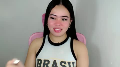 Snapshot of alesha_vibe_me chatting on 05.19.26 alesha_vibe_me online show from 05.19.26