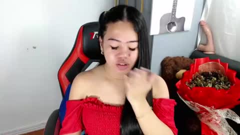 Snapshot of alesha_vibe_me chatting on 07.17.26 alesha_vibe_me online show from 07.17.26