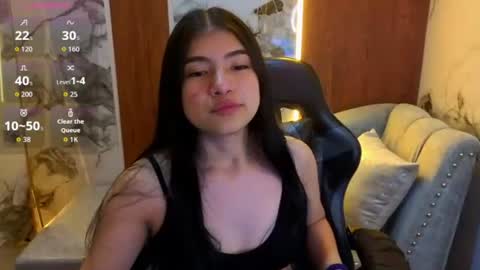 Snapshot of alesia_v chatting on 07.23.26 Live 1000pm 600am COLOMBIAN HOUR online show from 07.23.26