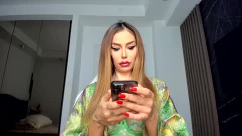 Alessa online show from 02.02.25