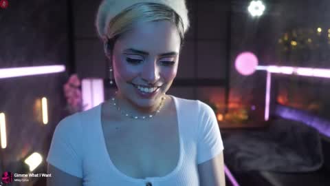 Alessa Goreng online show from 10.11.25