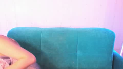 alessakiss online show from 11.18.25