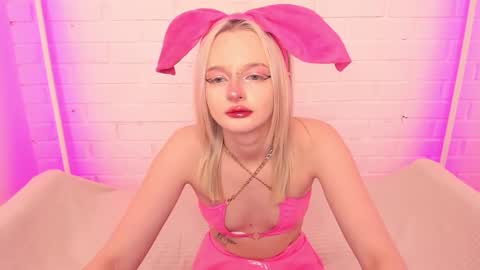 Snapshot of alessakiss chatting on 02.19.26 alessakiss online show from 02.19.26