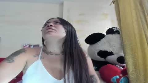 Snapshot of alessandra_moore_ig chatting on 10.10.25 paola online show from 10.10.25