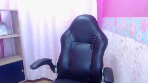 IM ALESSANDRA online show from 02.20.25