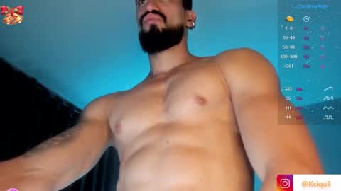 Kciqu3  Independent model online show from 01.08.25