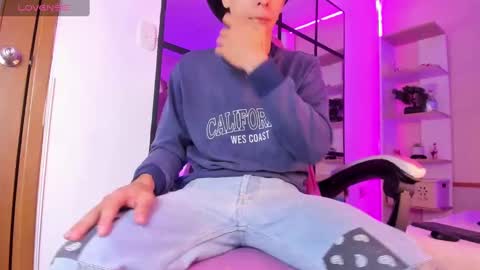 Snapshot of alessandro_dybala chatting on 12.29.24 Alessandro Dybala online show from 12.29.24