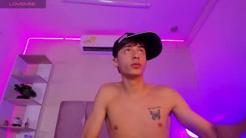 Snapshot of alessandro_dybala chatting on 12.29.24 Alessandro Dybala online show from 12.29.24