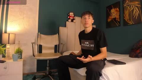 Snapshot of alessandro_dybala chatting on 01.29.25 Alessandro Dybala online show from 01.29.25