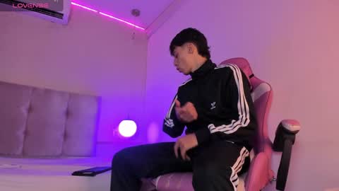 Snapshot of alessandro_dybala chatting on 02.02.25 Alessandro Dybala online show from 02.02.25