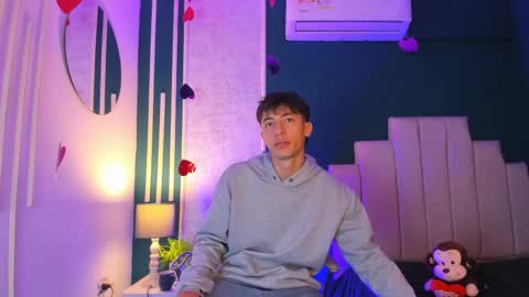 Snapshot of alessandro_dybala chatting on 02.15.25 Alessandro Dybala online show from 02.15.25